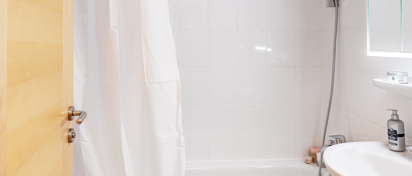 Wohnung München Forstenried 01 Badezimmer 13847