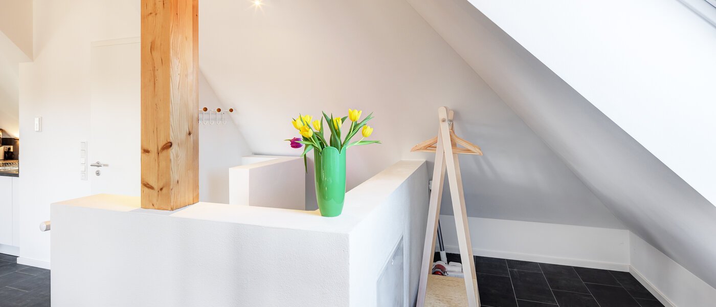 Dachgeschosswohnung München Waldtrudering 03 Flur/Gang 13853