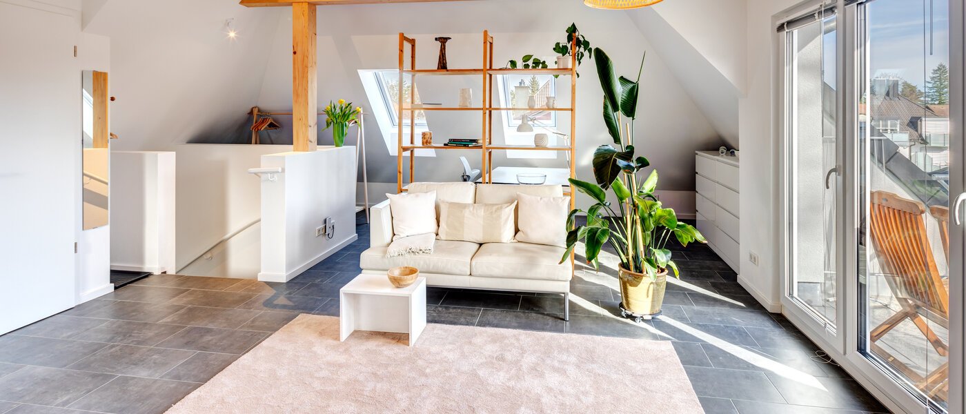 Dachgeschosswohnung München Waldtrudering 02 Wohnbereich 13853