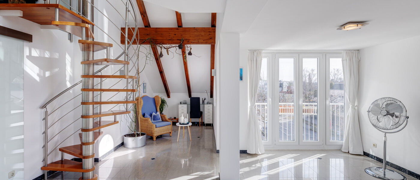 Galeriewohnung Ottobrunn 05 Wohnbereich 13854