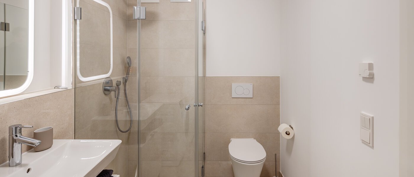 Wohnung München Neuhausen 02 Badezimmer 13855