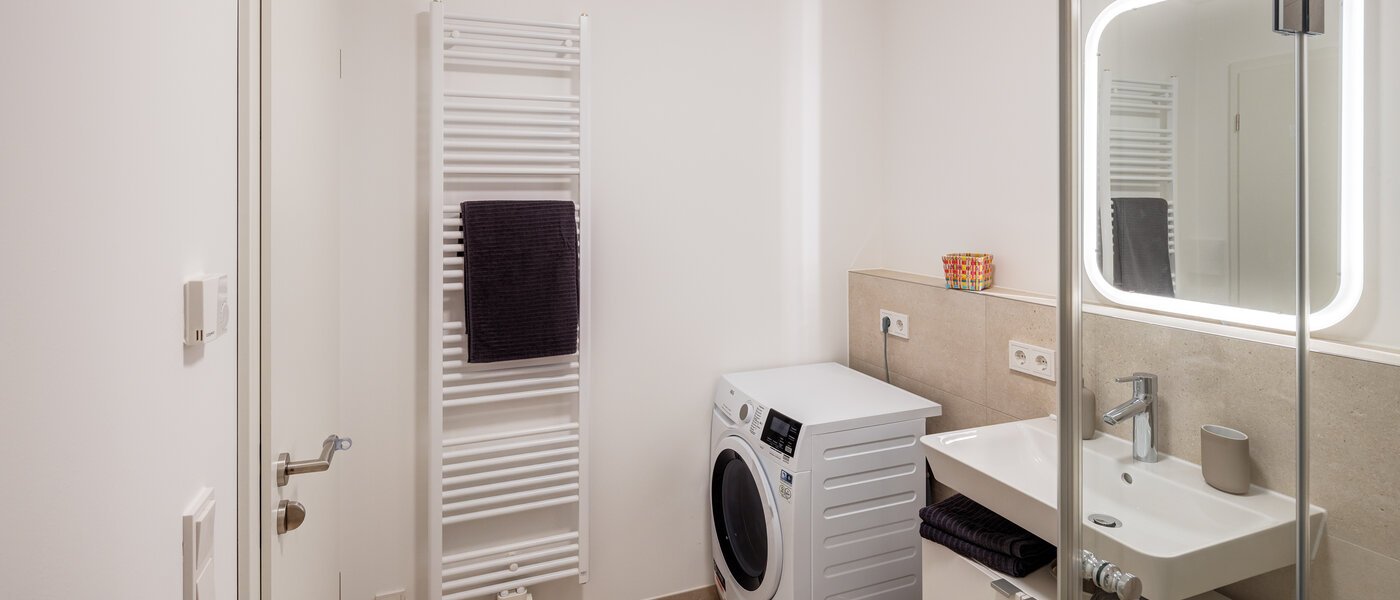 Wohnung München Neuhausen 03 Badezimmer 13855