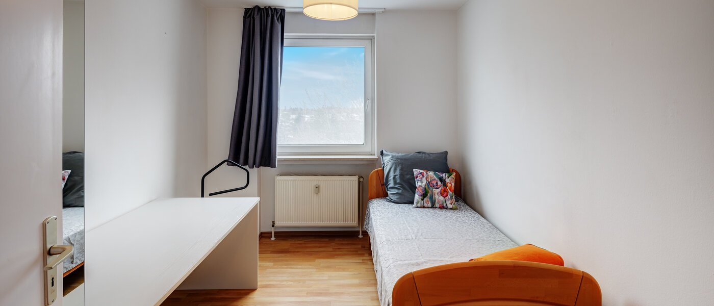 Wohnung Ottobrunn 01 2. Schlafzimmer	 13863