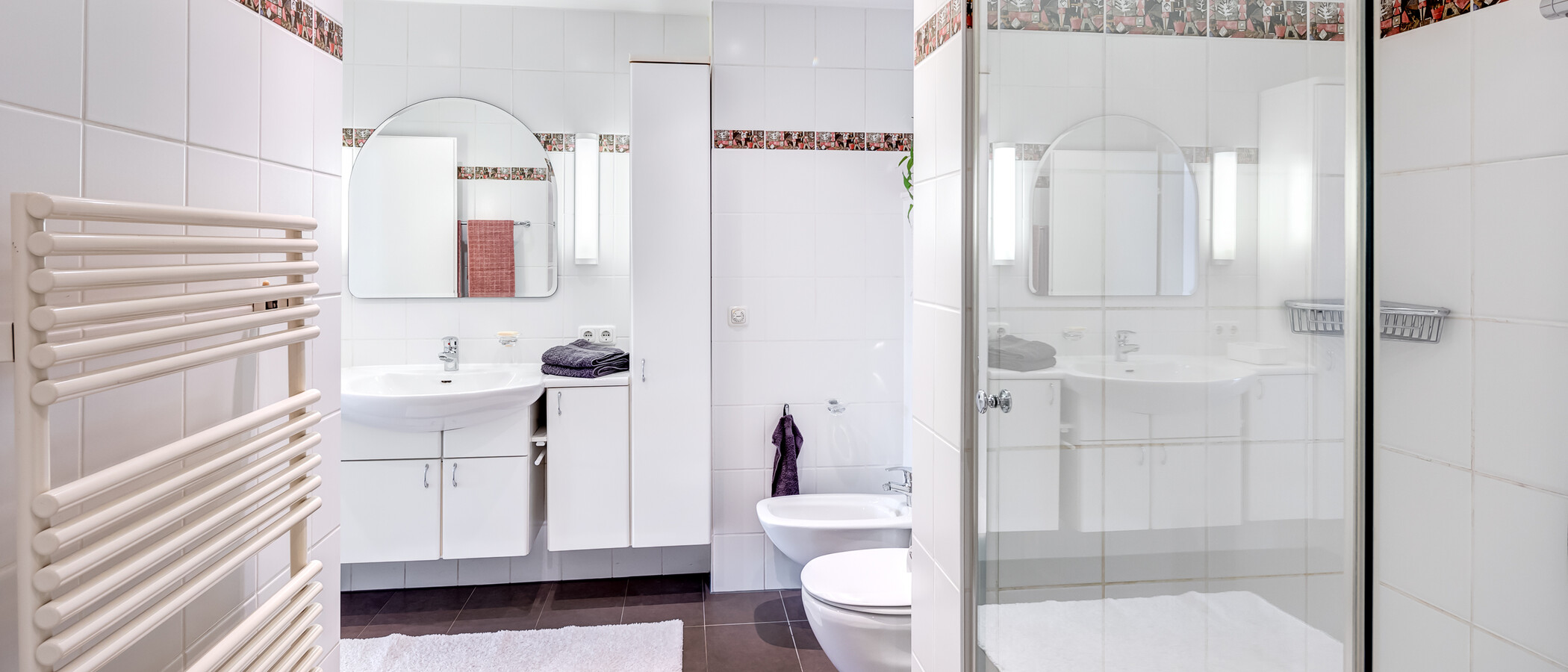 Wohnung Gauting 01 Badezimmer 13889