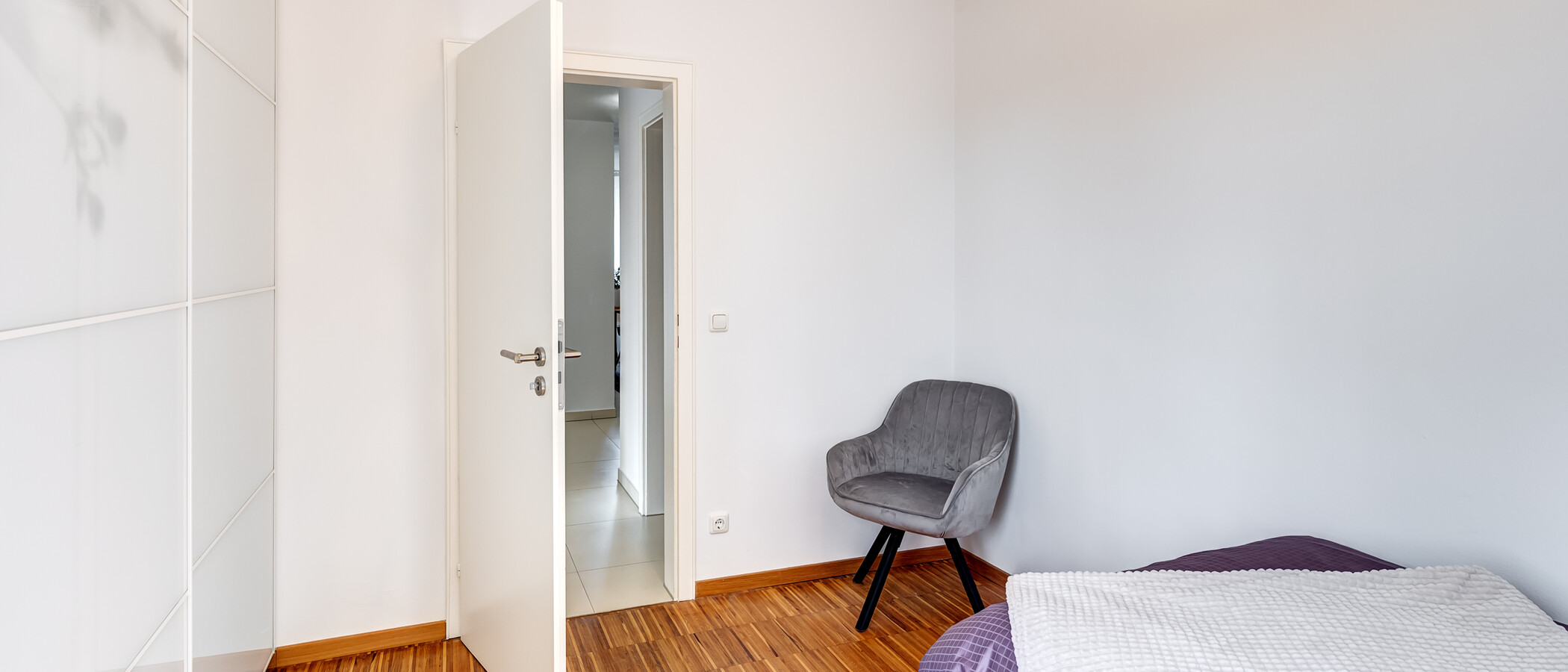 Wohnung Gauting 02 2. Schlafzimmer	 13889