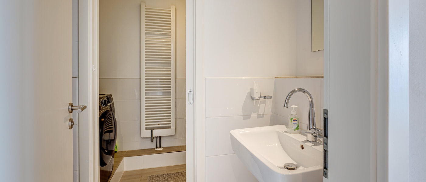 Dachgeschosswohnung München Ludwigsvorstadt 04 2. Badezimmer 13896