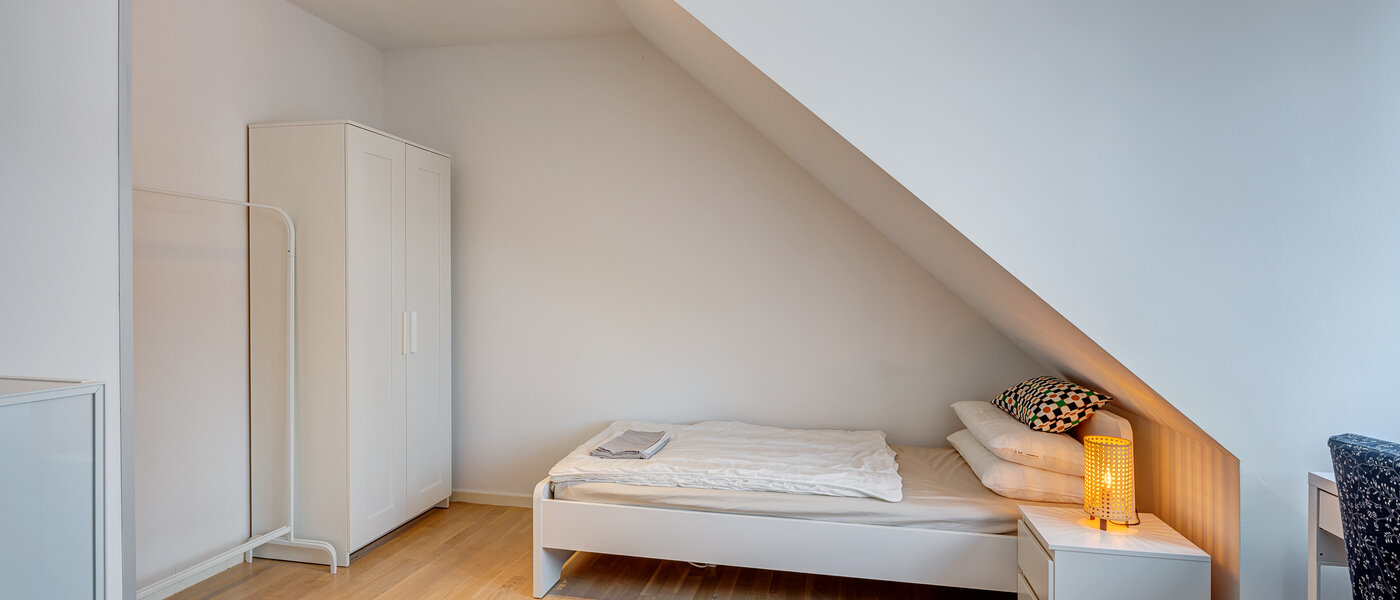 Dachgeschosswohnung München Ludwigsvorstadt 01 3. Schlafzimmer 13896