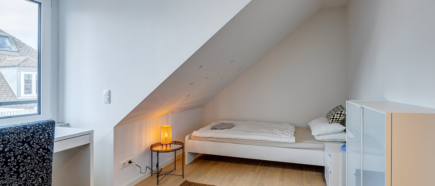 Dachgeschosswohnung München Ludwigsvorstadt 04 3. Schlafzimmer 13896