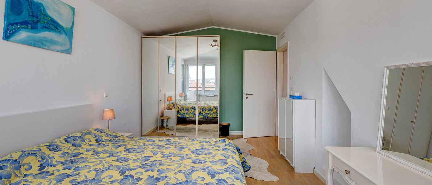 Dachgeschosswohnung München Ludwigsvorstadt 04 1. Schlafzimmer 13896