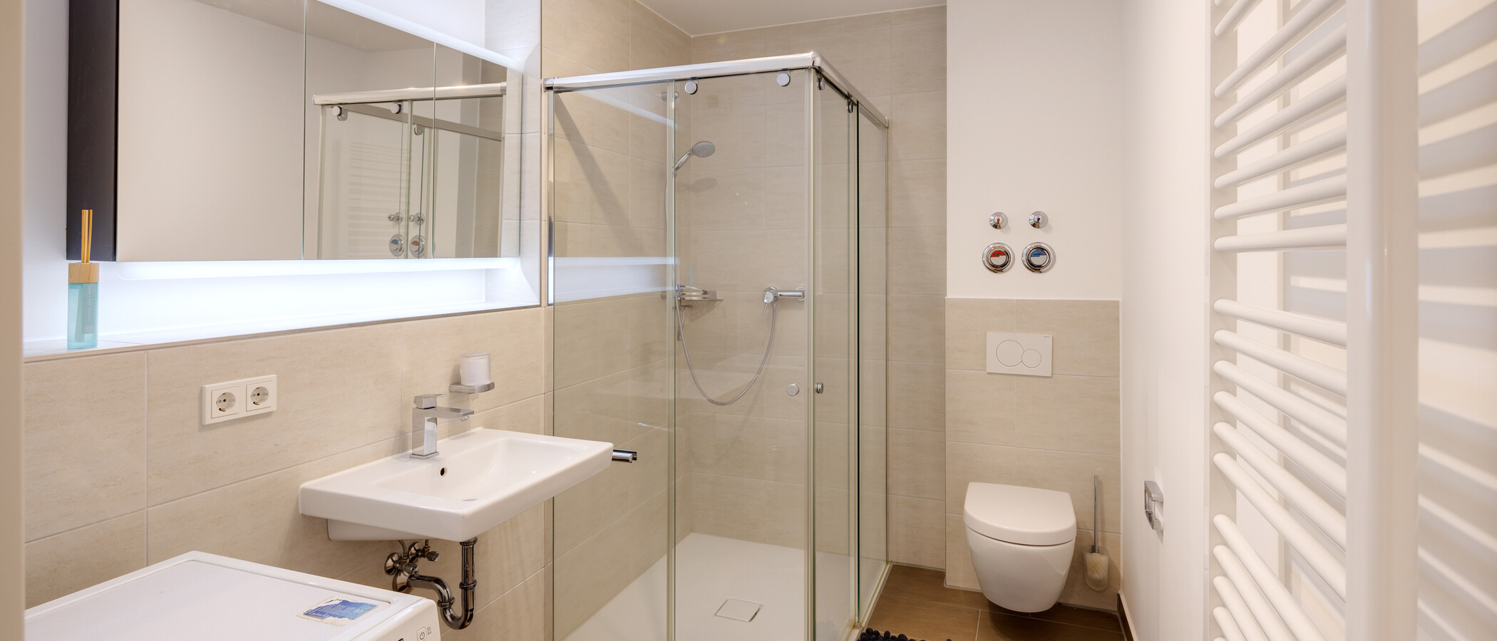 Wohnung München Solln 01 Badezimmer 13902