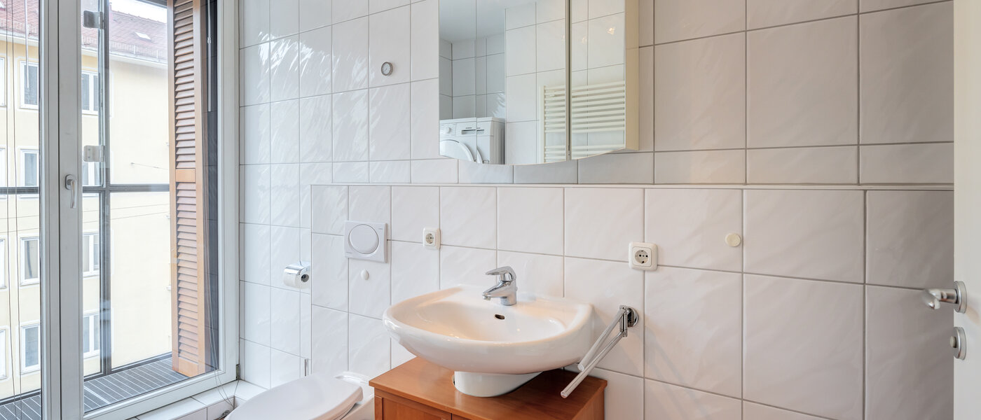 Wohnung München Schwabing 04 Badezimmer 13906