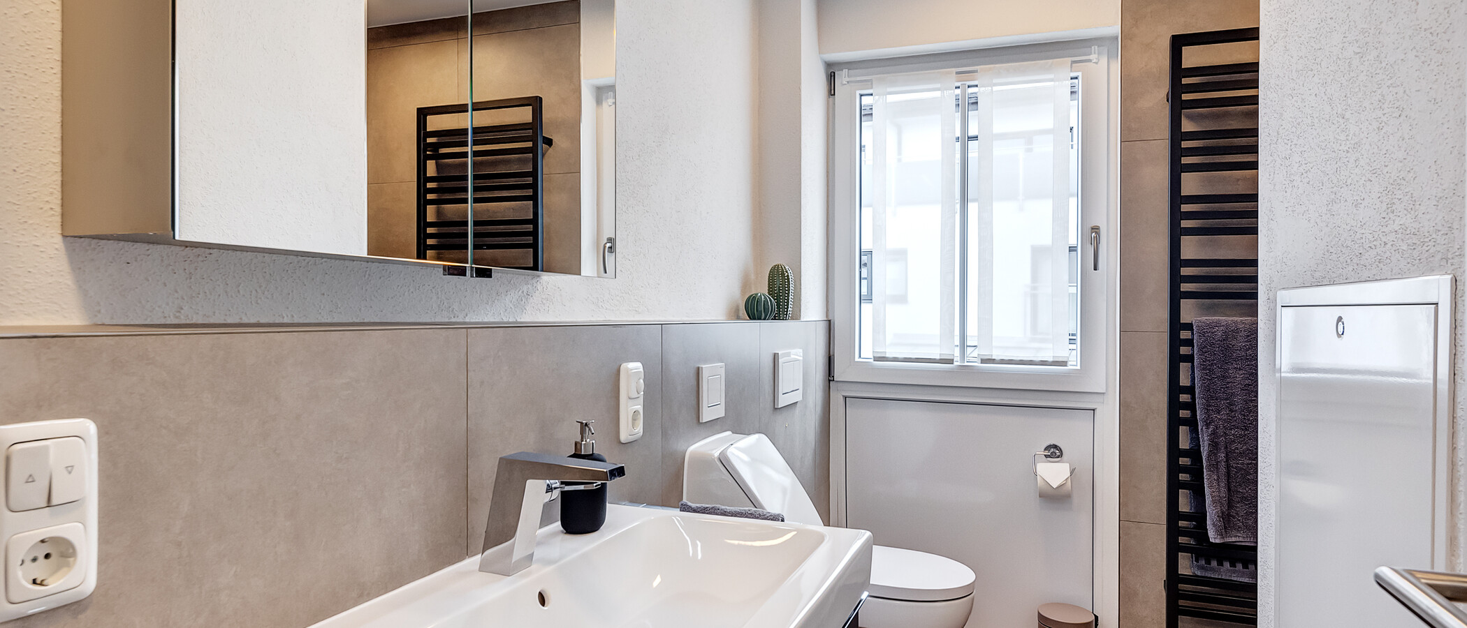 Wohnung München Haimhausen 02 Badezimmer 13910