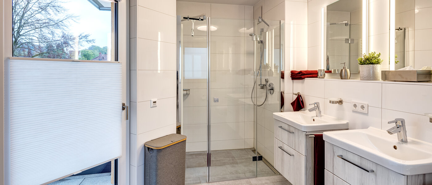 Wohnung Herrsching am Ammersee 02 1. Badezimmer 13942