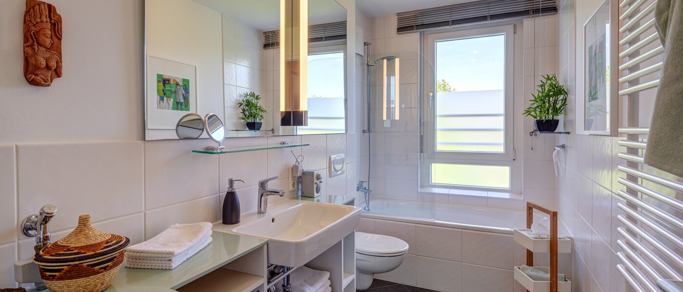 Wohnung München Trudering 01 Badezimmer 13954