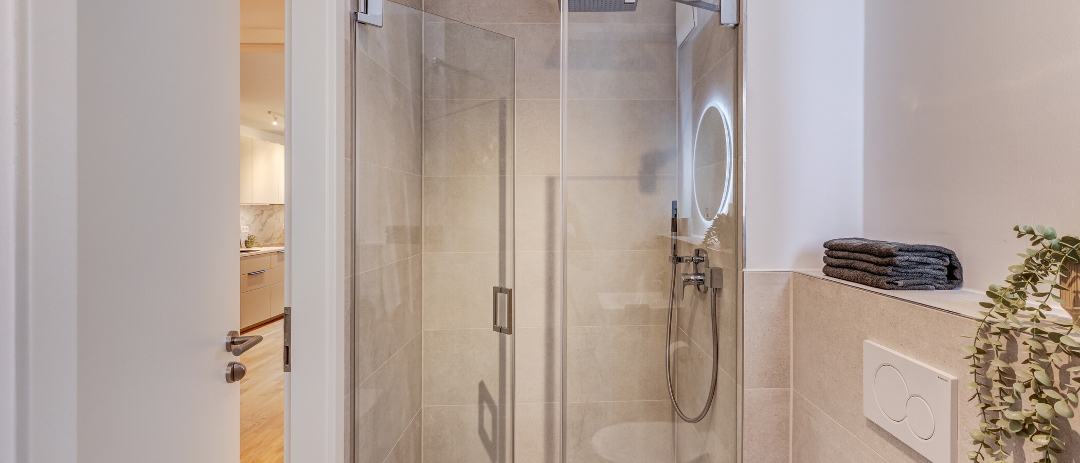 Wohnung München Neuhausen 01 2. Badezimmer 13994