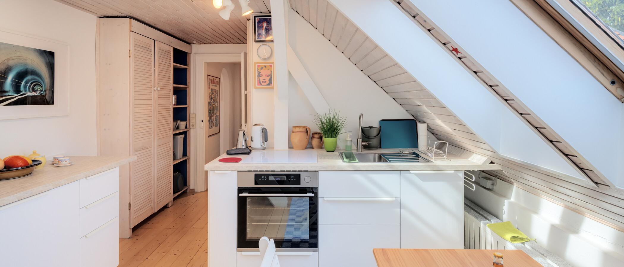 Dachgeschosswohnung München Pasing 04 Küche 14002