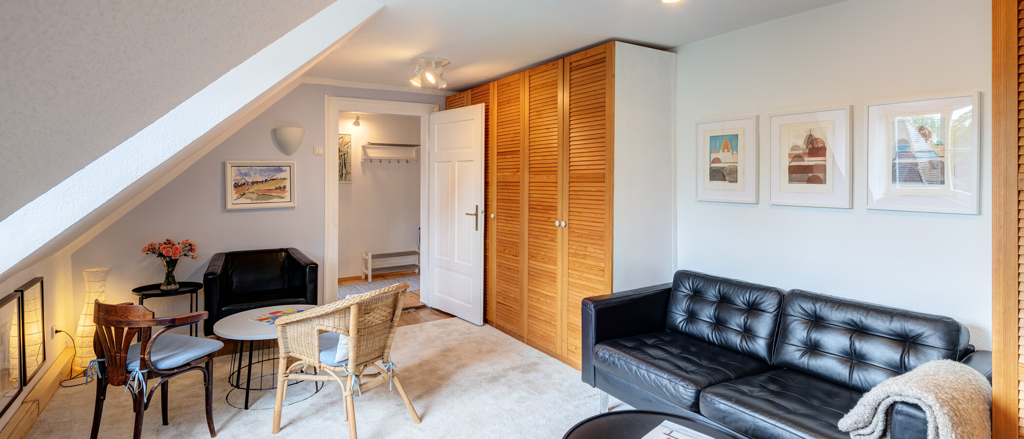Dachgeschosswohnung München Pasing 02 Wohnbereich 14002