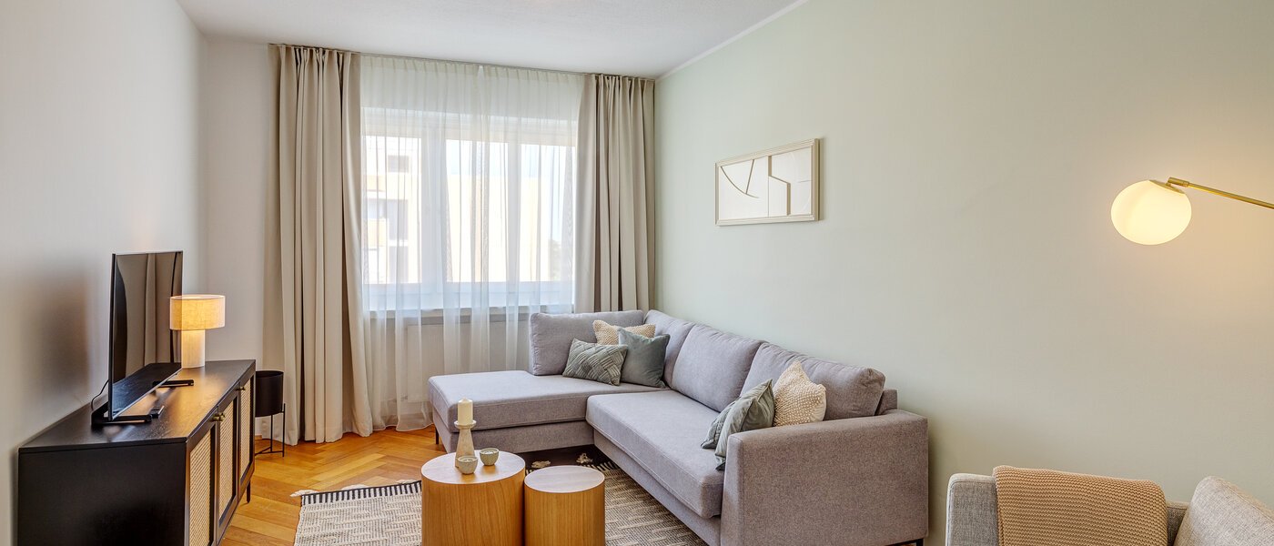 Wohnung München Haidhausen 01 Wohnzimmer 14027