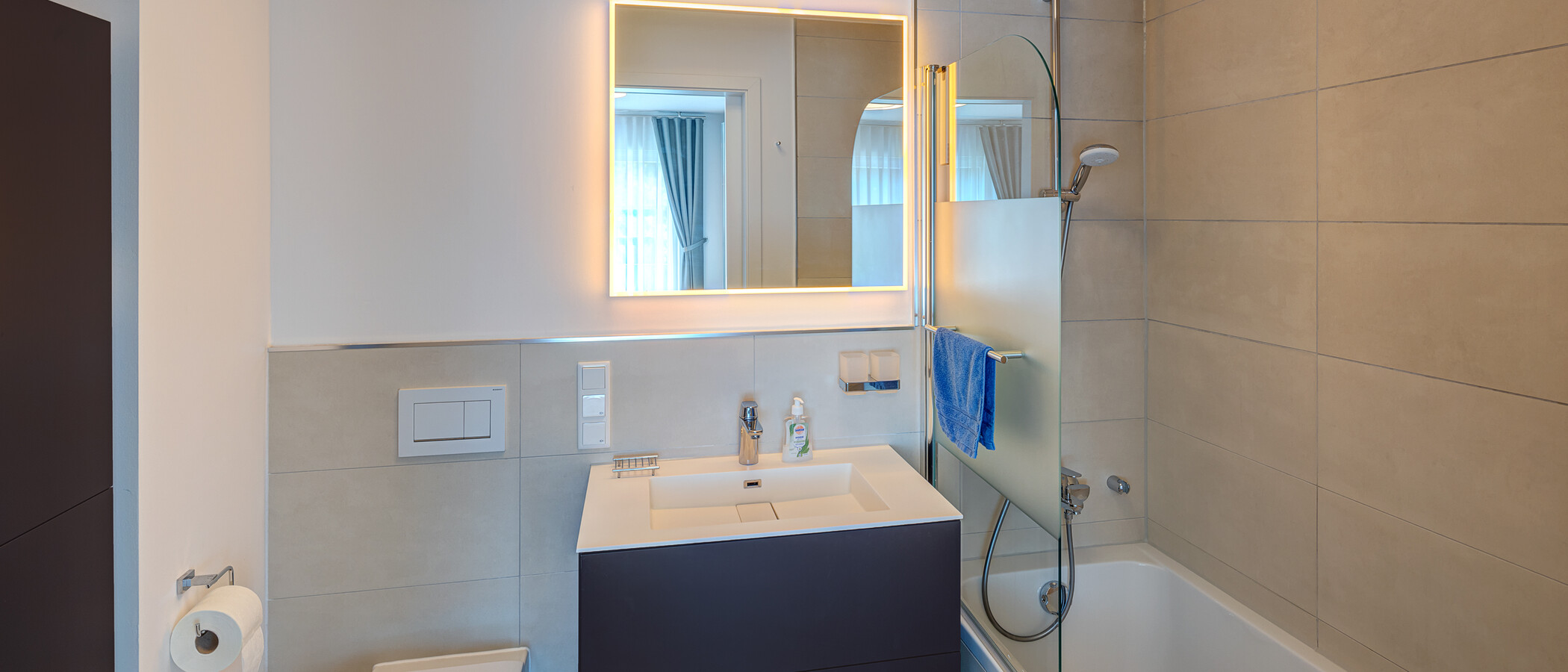 Wohnung München Moosach 01 1. Badezimmer 14041