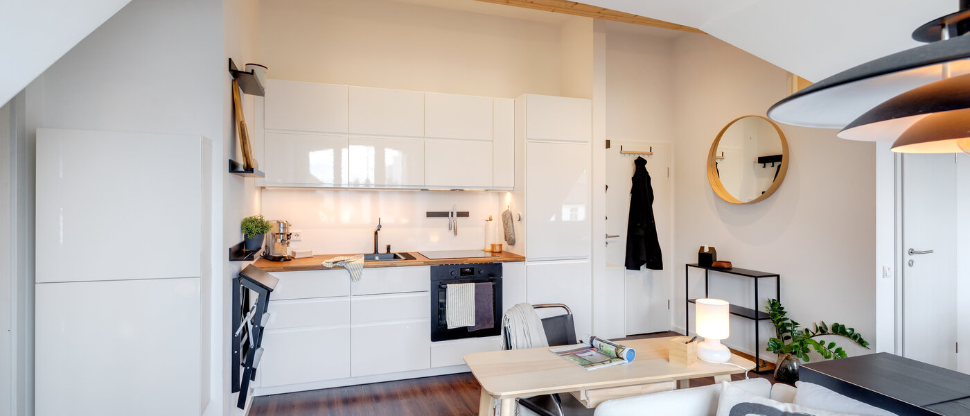 Dachgeschosswohnung München Sendling 01 Küche 14059