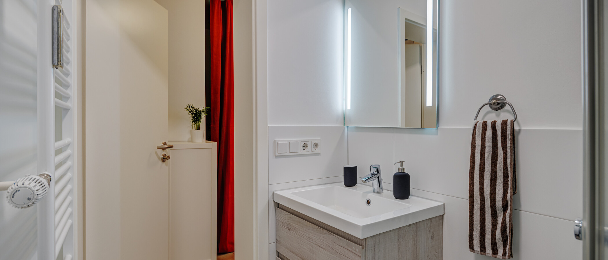 Apartment München Schwabing 03 Badezimmer 14061