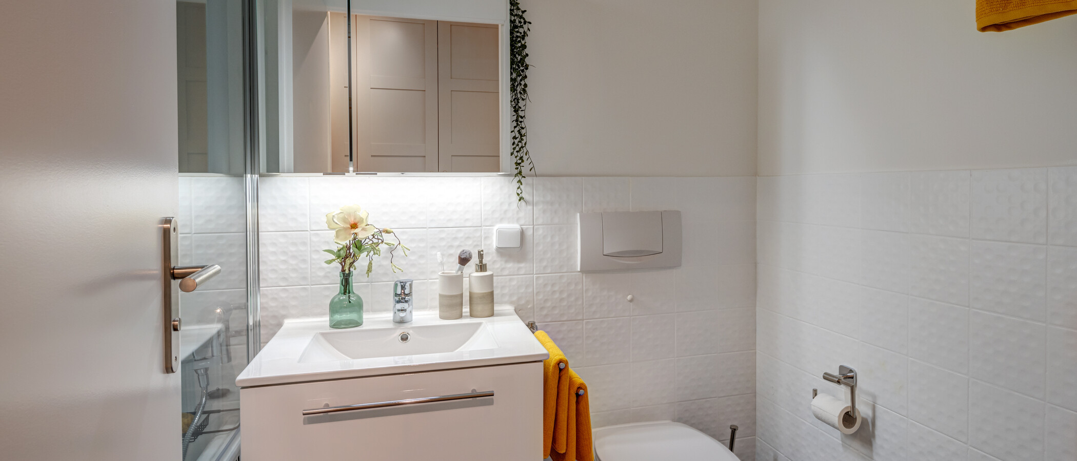 Apartment München Haidhausen 01 Badezimmer 14070