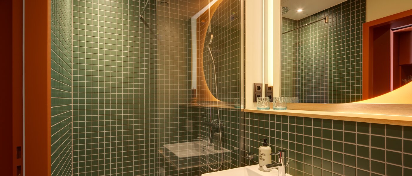 Apartment Unterföhring 01 Badezimmer 14132