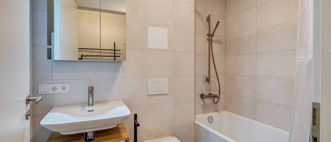 Wohnung München Obermenzing 01 Badezimmer 14168