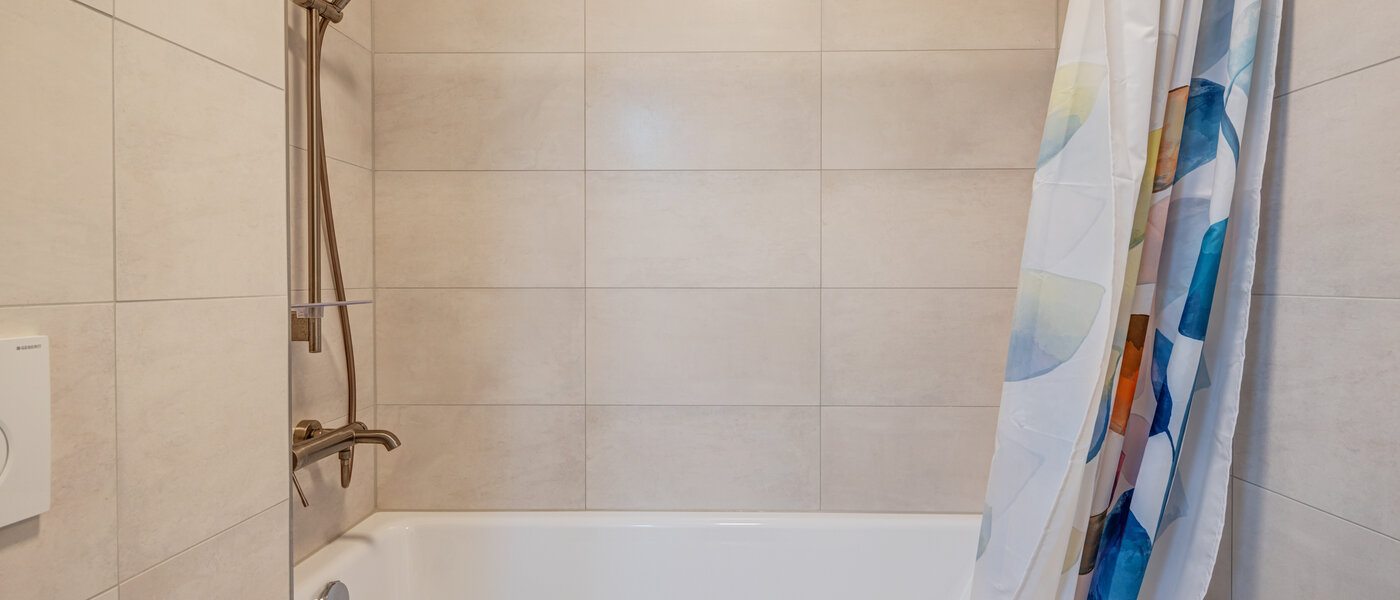 Wohnung München Obermenzing 02 Badezimmer 14168