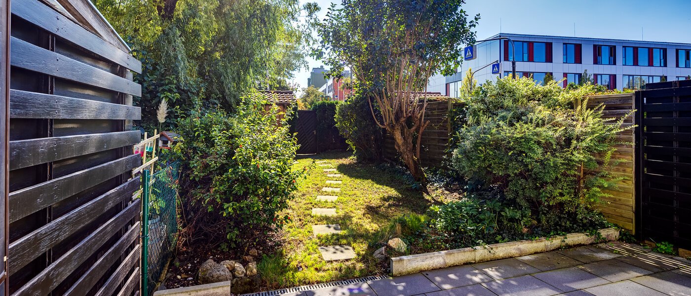 Reihenmittelhaus Germering 01 Terrasse 14170