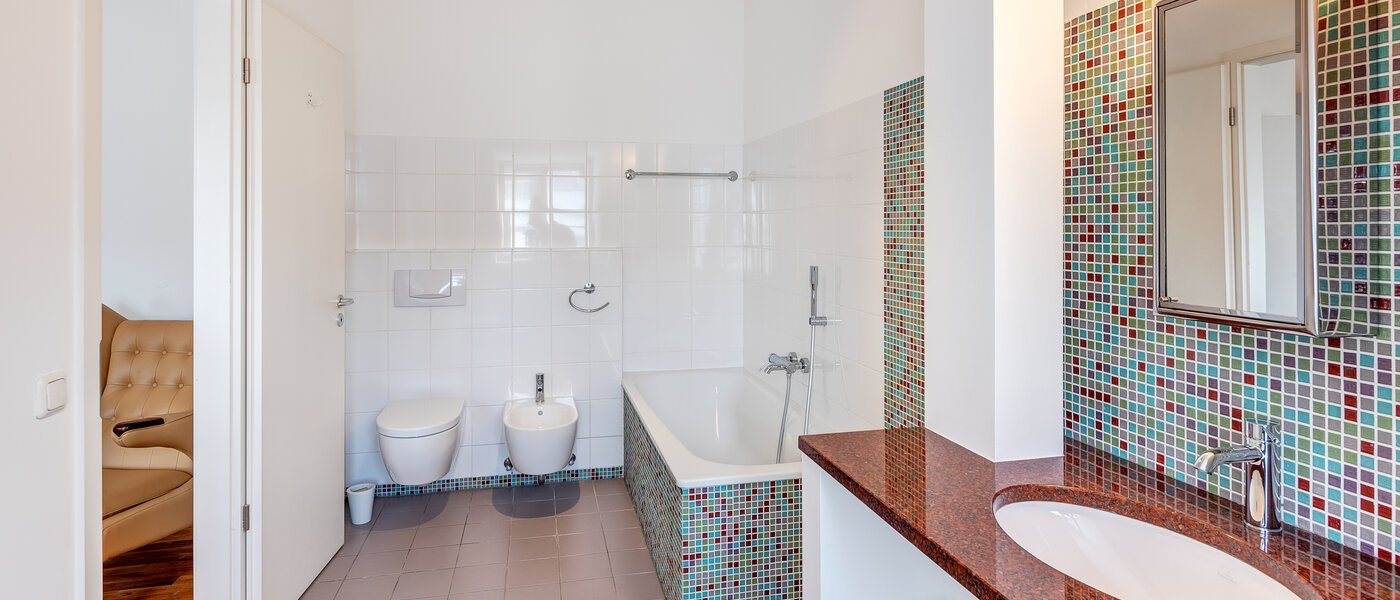 Dachgeschosswohnung München Isarvorstadt 02 Badezimmer 14172