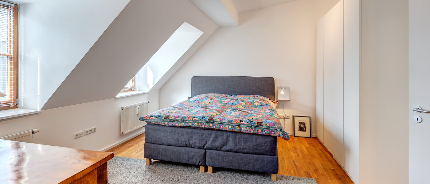 Dachgeschosswohnung München Isarvorstadt 01 Schlafzimmer 14172