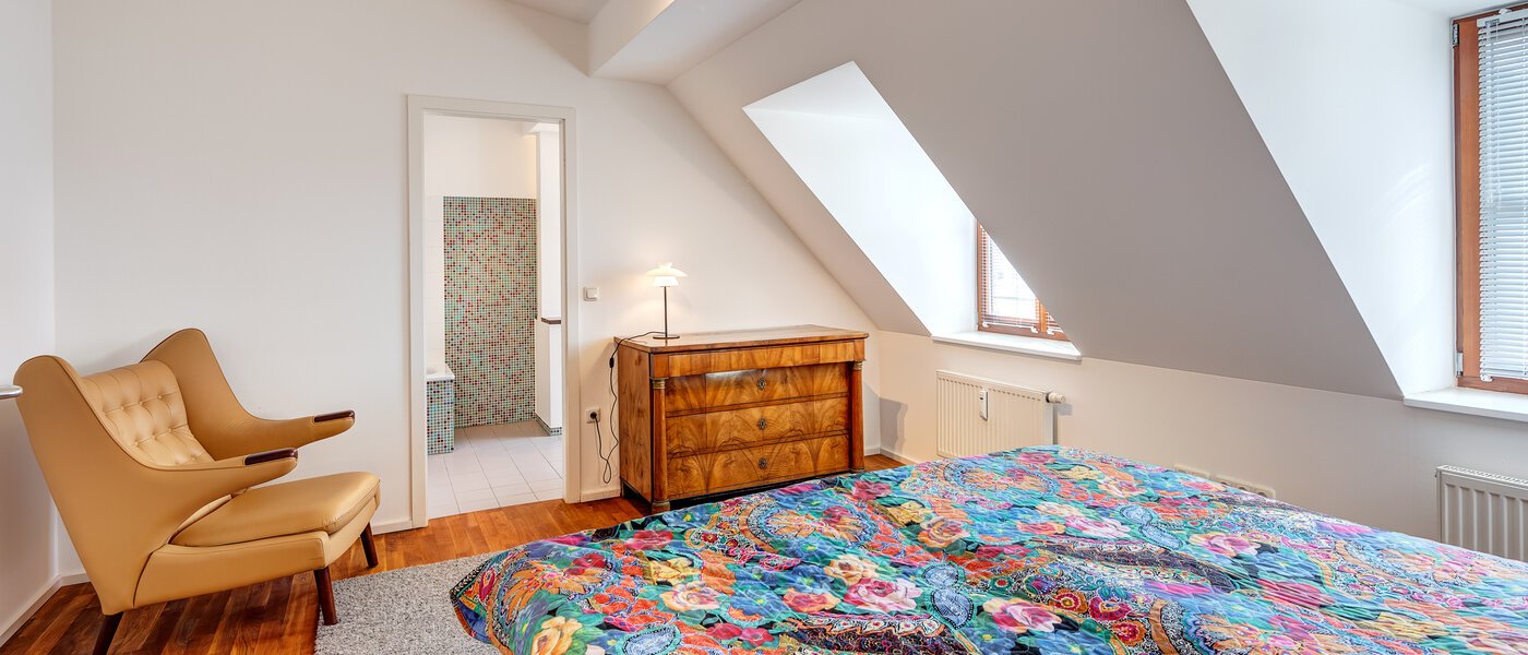 Dachgeschosswohnung München Isarvorstadt 02 Schlafzimmer 14172