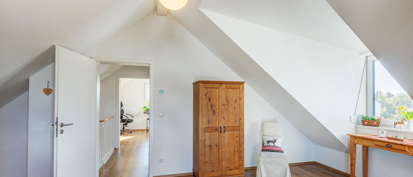 Einfamilienhaus Olching 03 2. Schlafzimmer	 14179