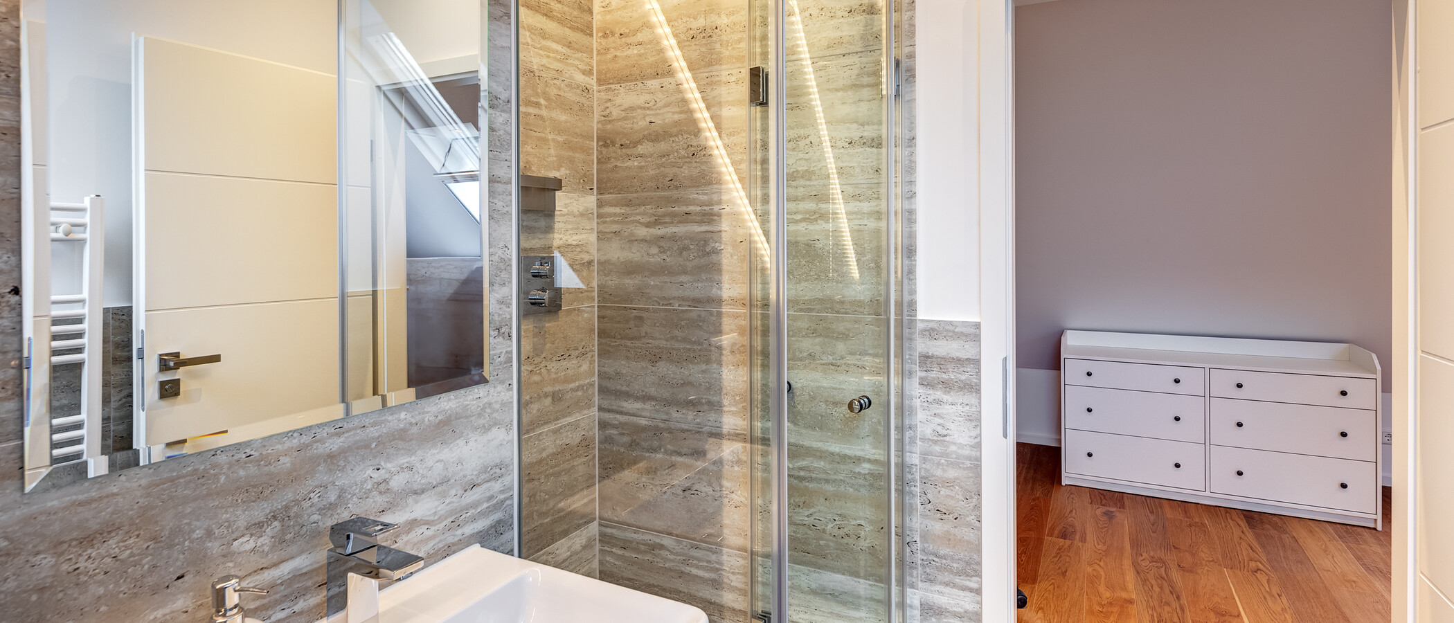 Maisonettewohnung München Solln 02 2. Badezimmer 14193