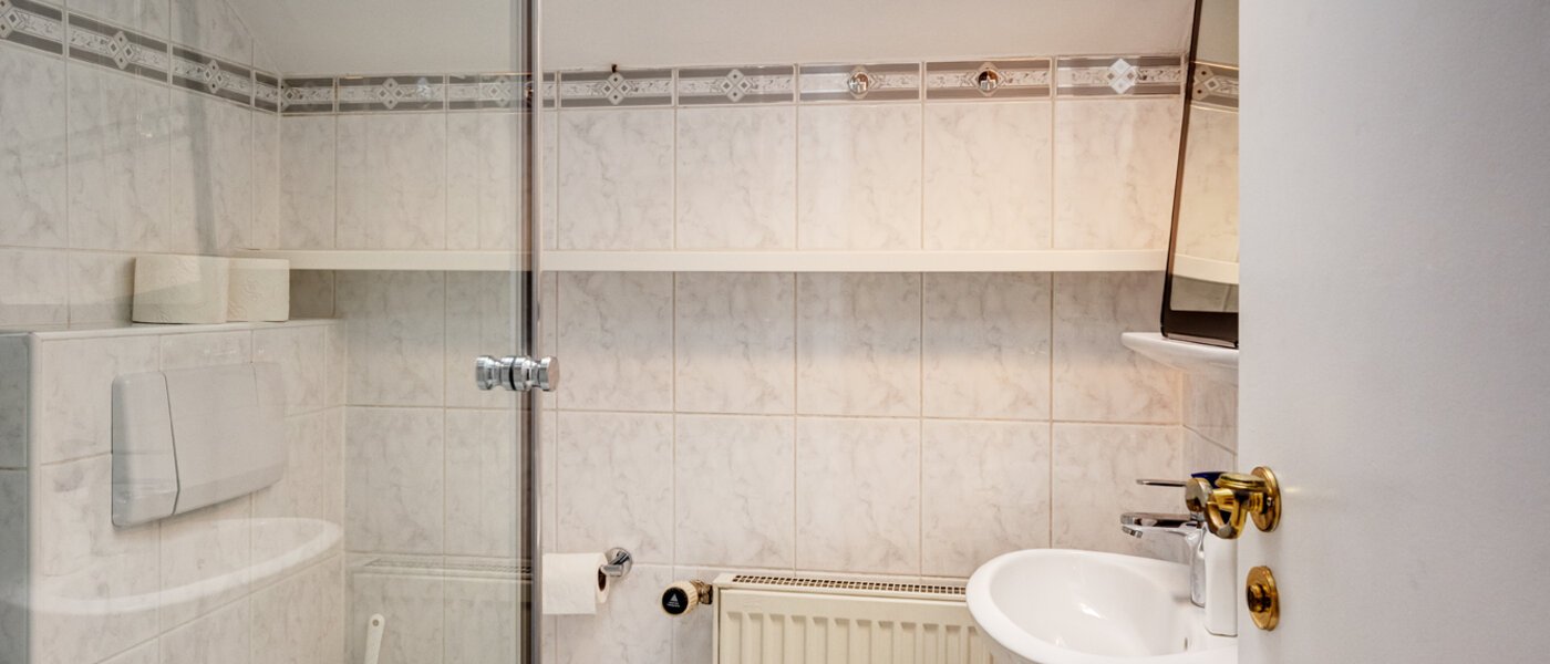 Haus Berg am Starnberger See 01 2. Badezimmer 14208