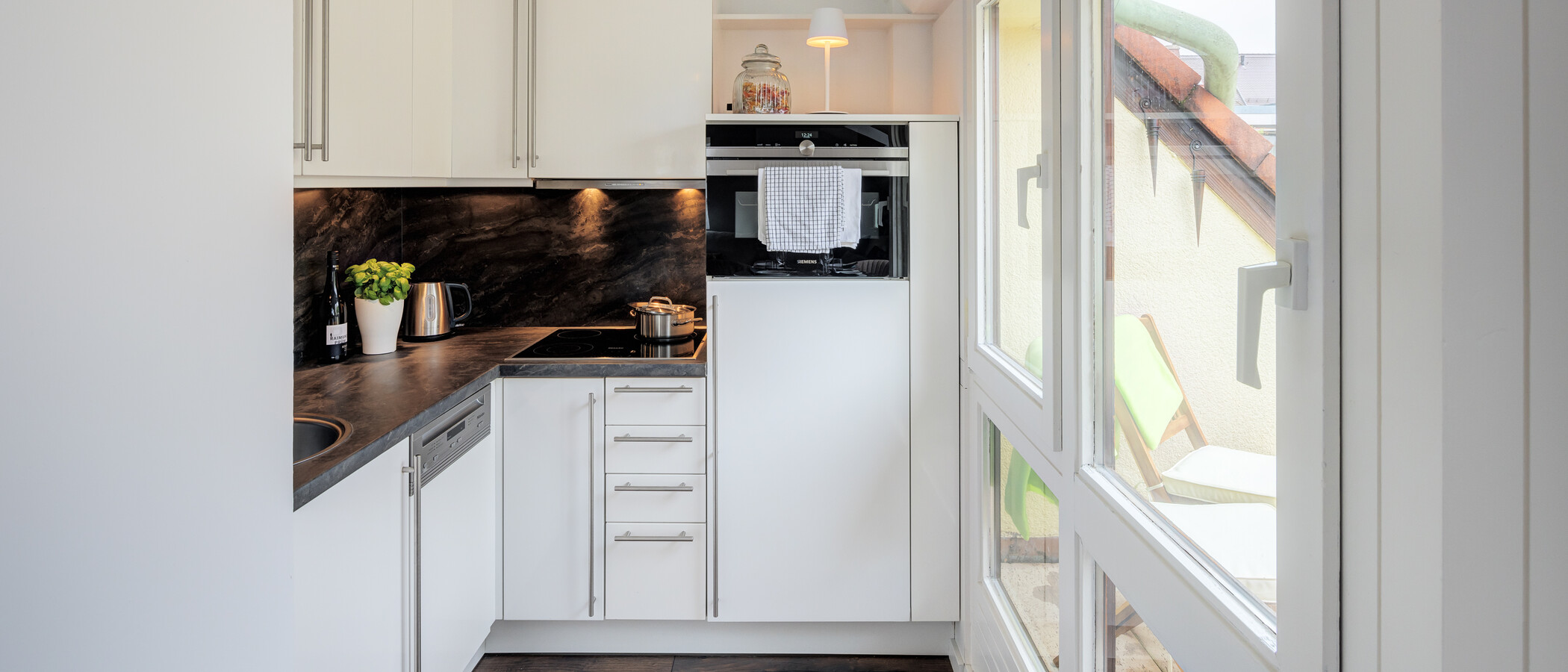 Dachterrassenwohnung München Großhadern 01 Küche 14211