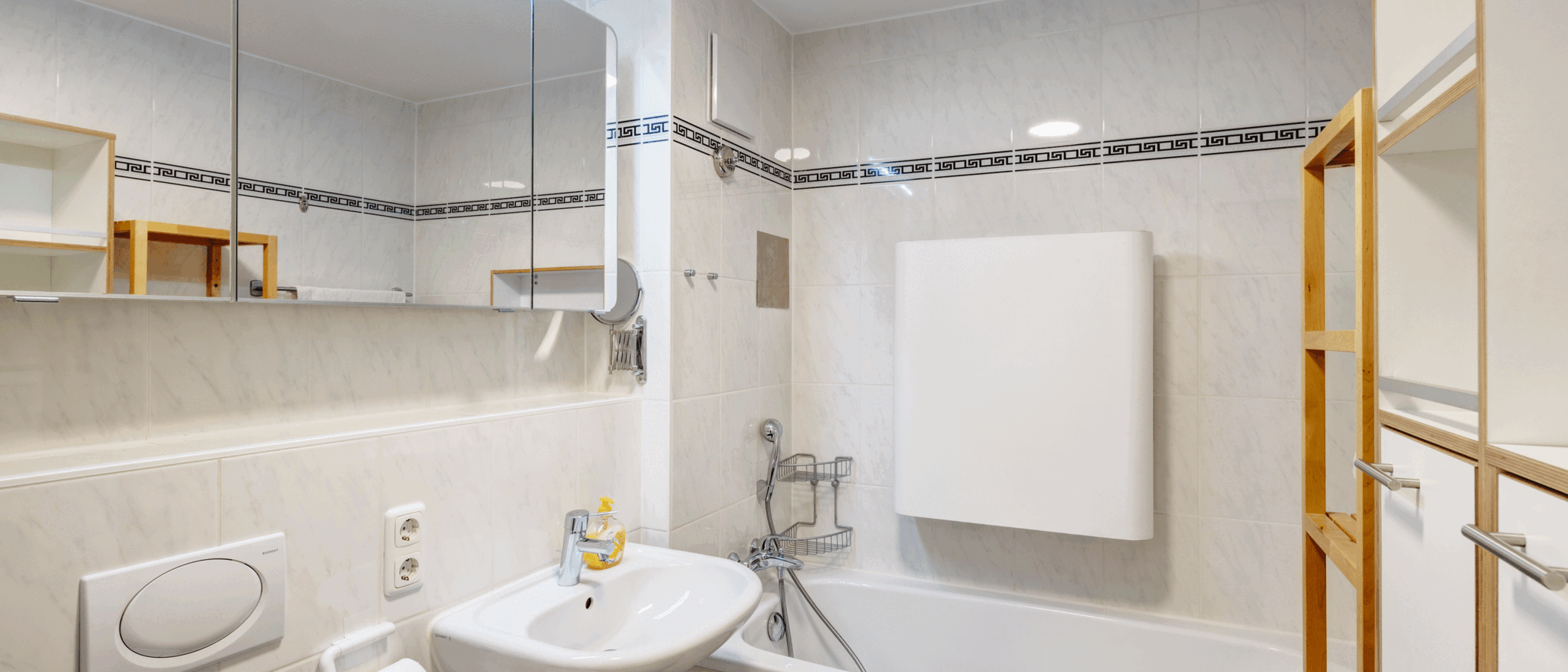 Wohnung München Milbertshofen 01 Badezimmer 14220