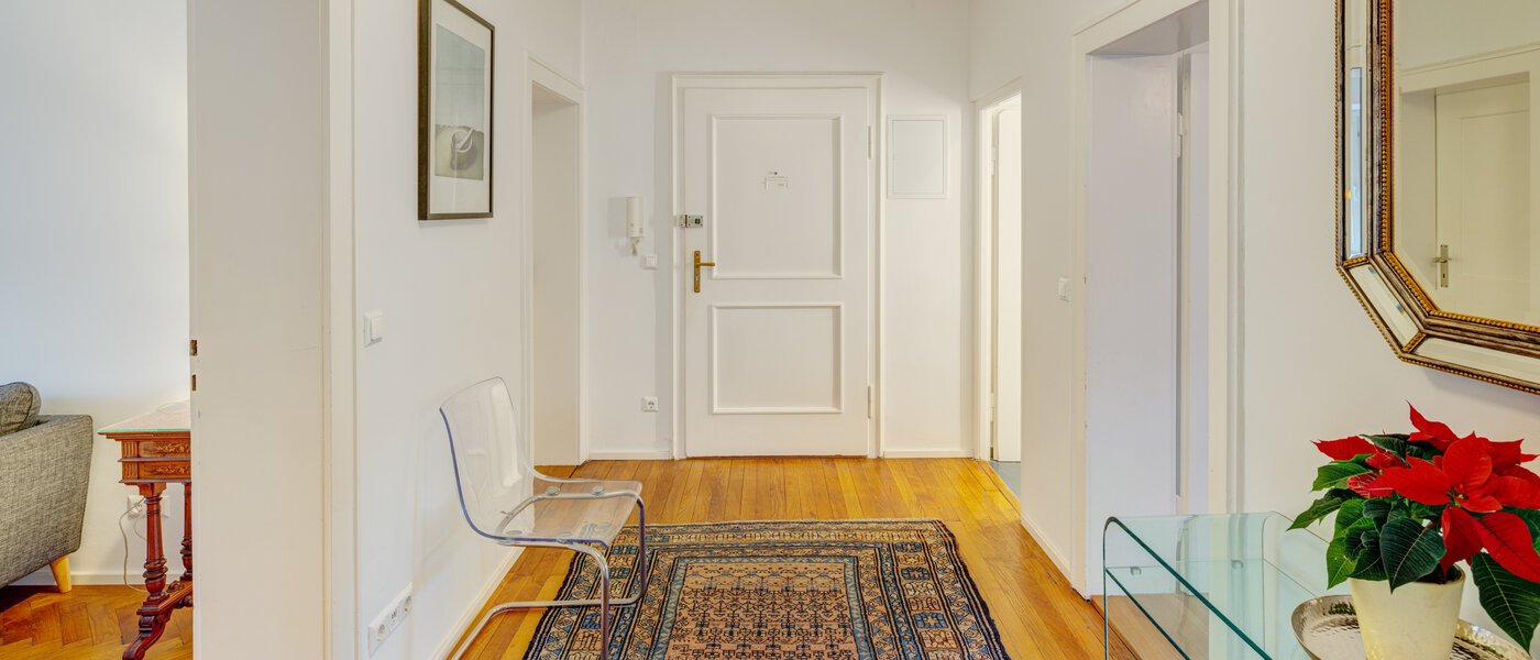 Wohnung München Bogenhausen 02 Flur/Gang 14241