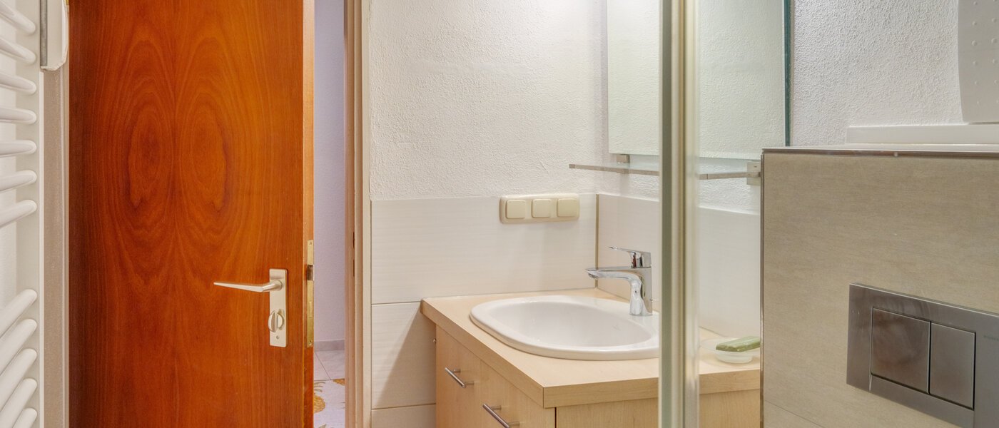 Wohnung München Milbertshofen 02 Badezimmer 14242