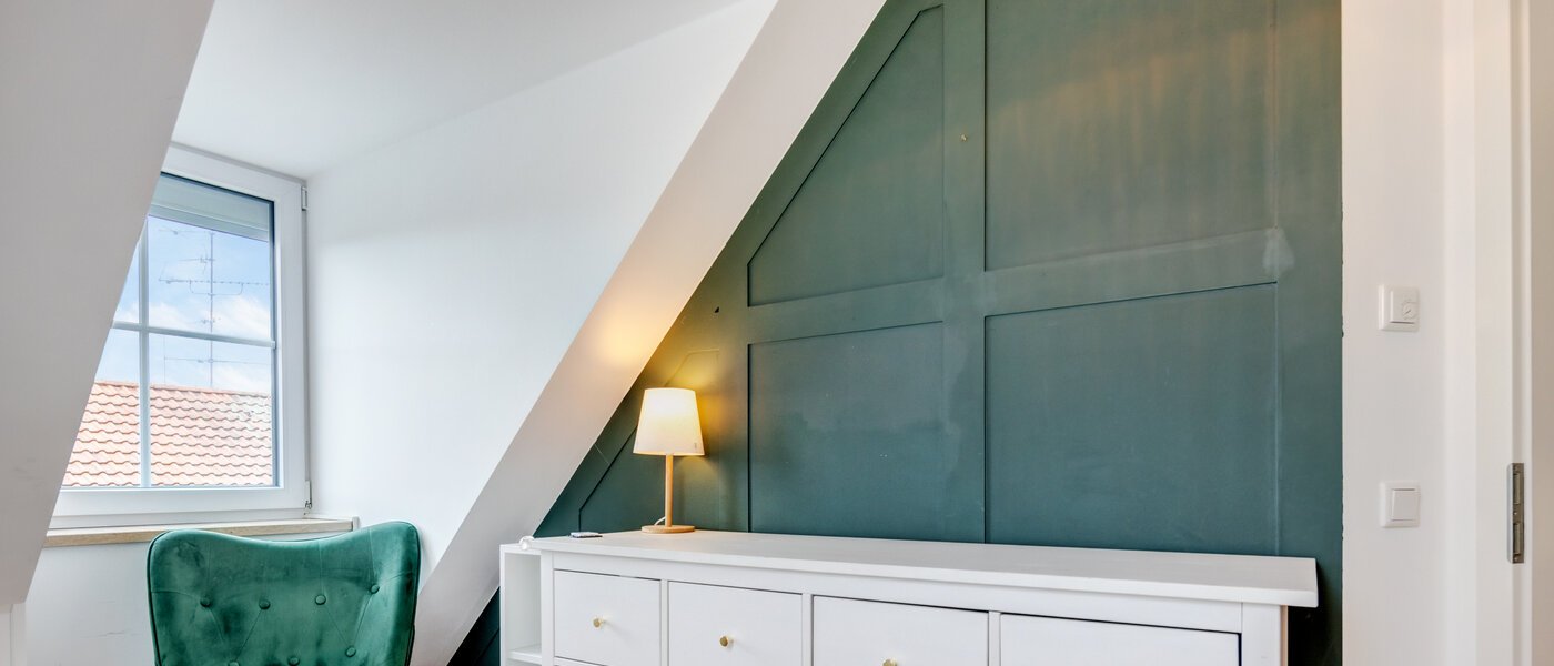 Dachgeschosswohnung München Fasangarten 03 2. Schlafzimmer	 14268