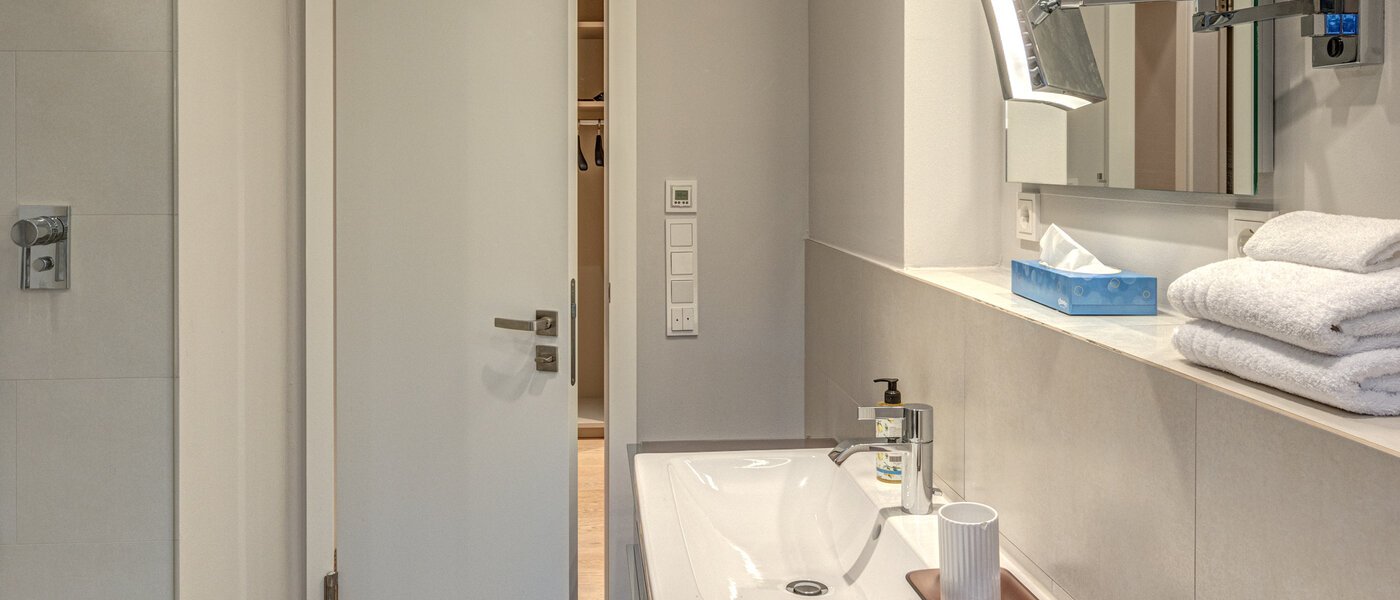 Wohnung München Altbogenhausen 03 1. Badezimmer 14277