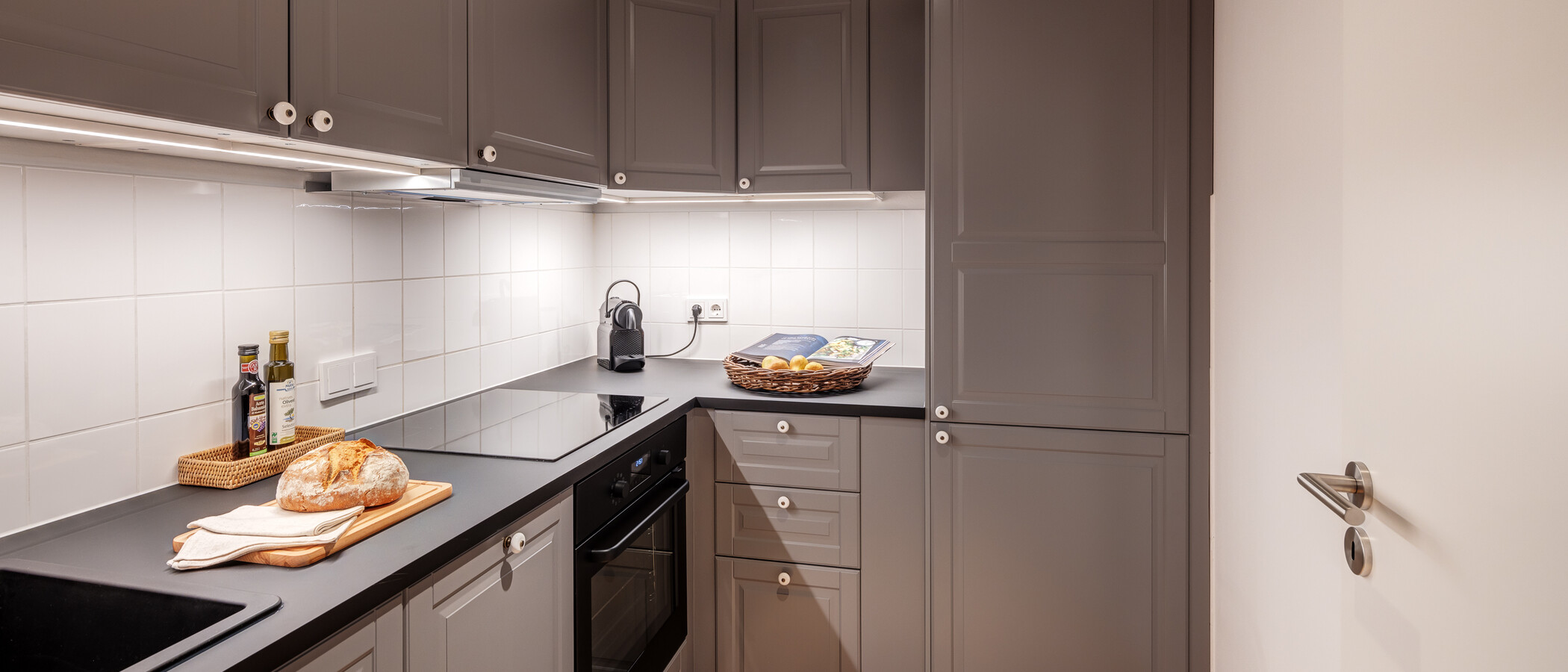 Dachgeschosswohnung München Lehel 01 Küche 14280