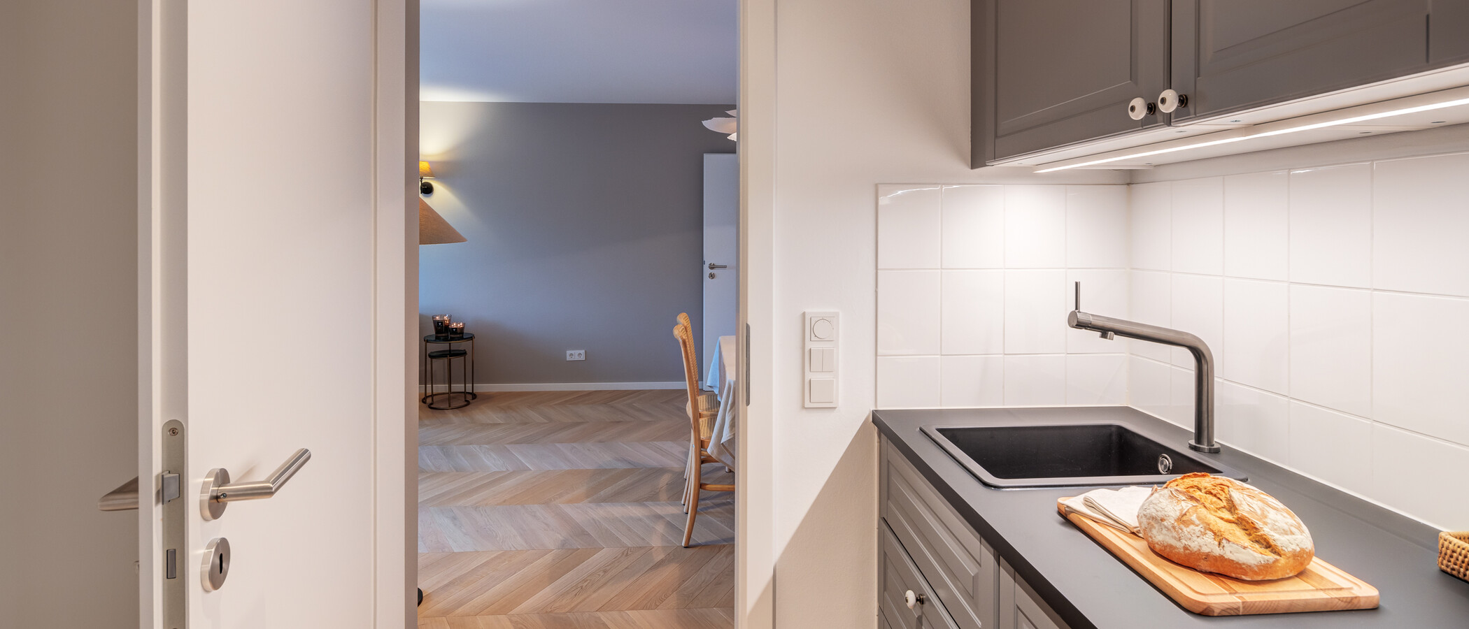 Dachgeschosswohnung München Lehel 04 Küche 14280