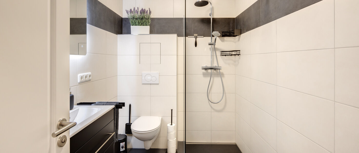 Wohnung Garching 02 Badezimmer 14297