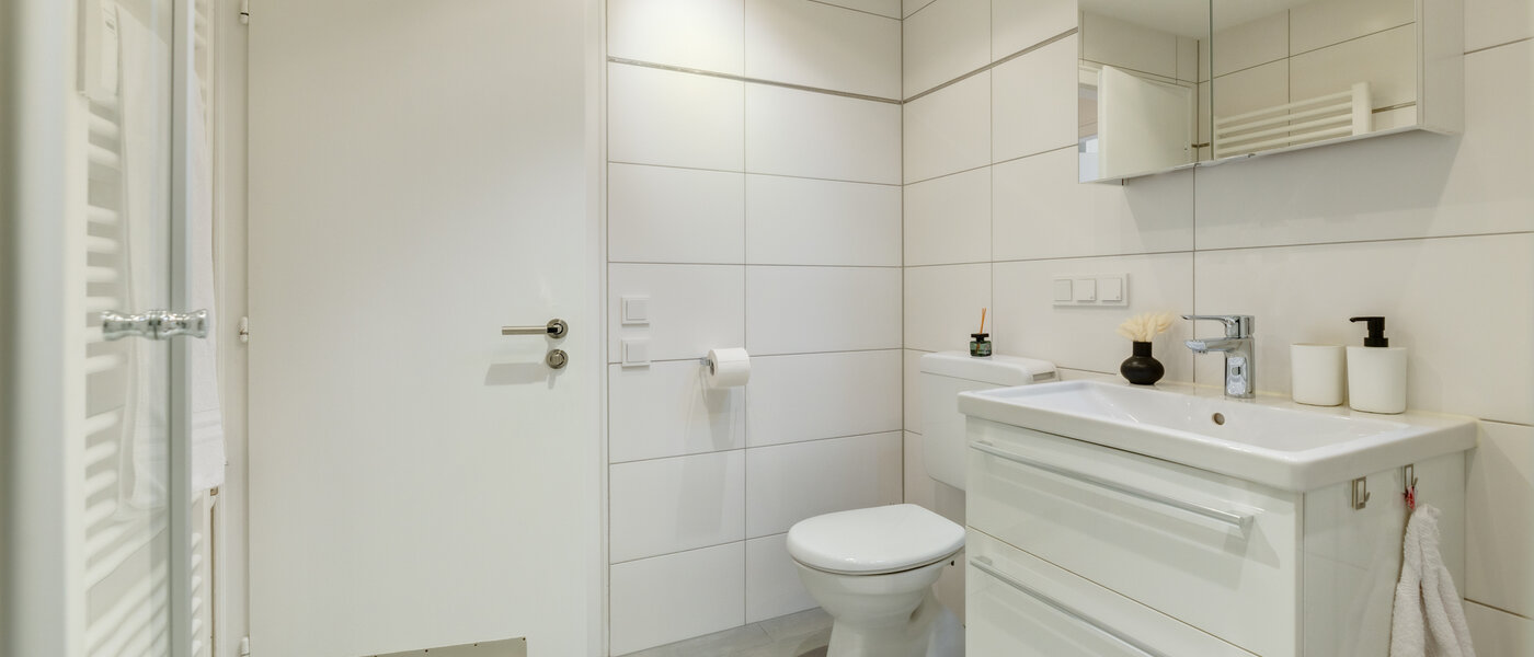 Wohnung München Solln 02 Badezimmer 14326