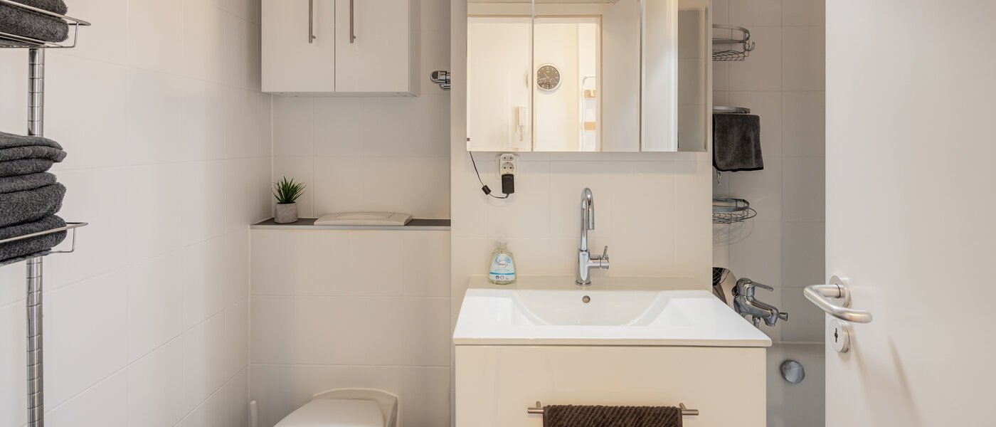 Wohnung Poing 01 Badezimmer 14380