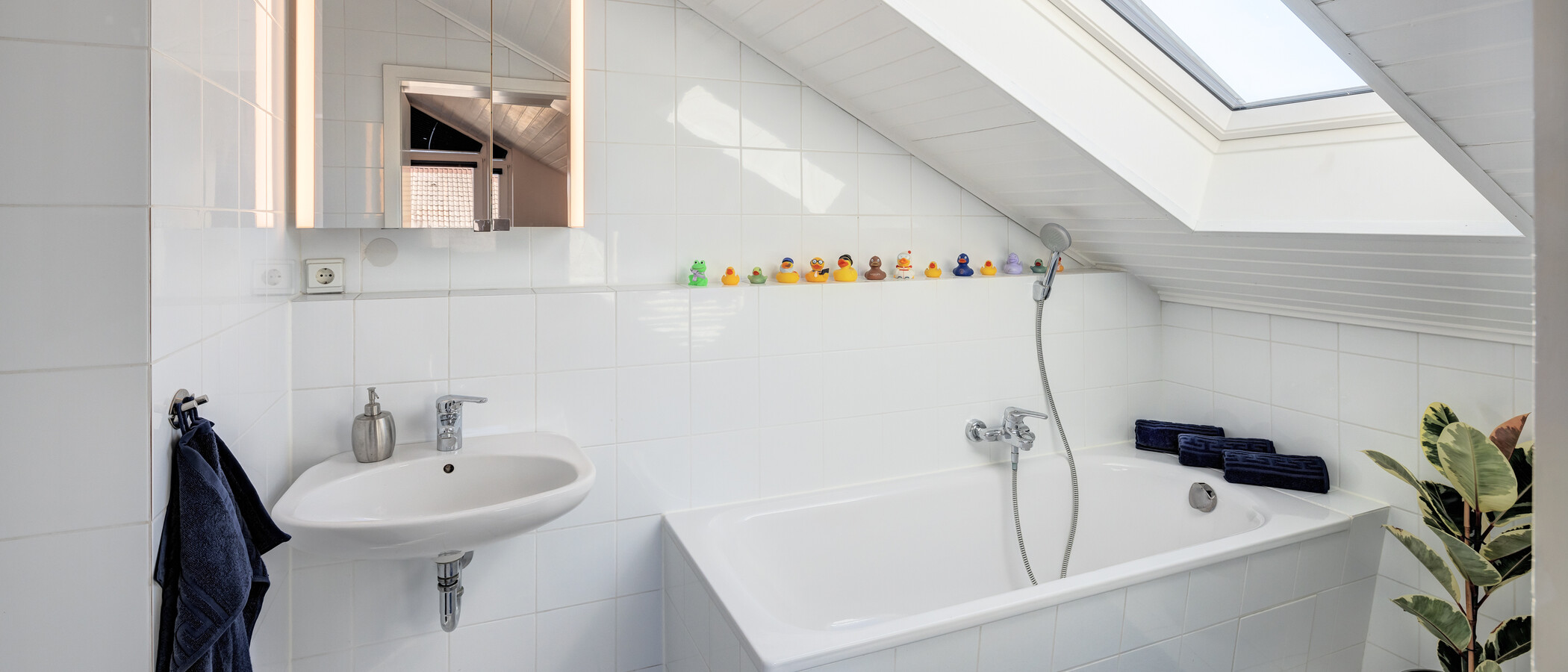 Doppelhaushälfte Pullach im Isartal 01 2. Badezimmer 14381