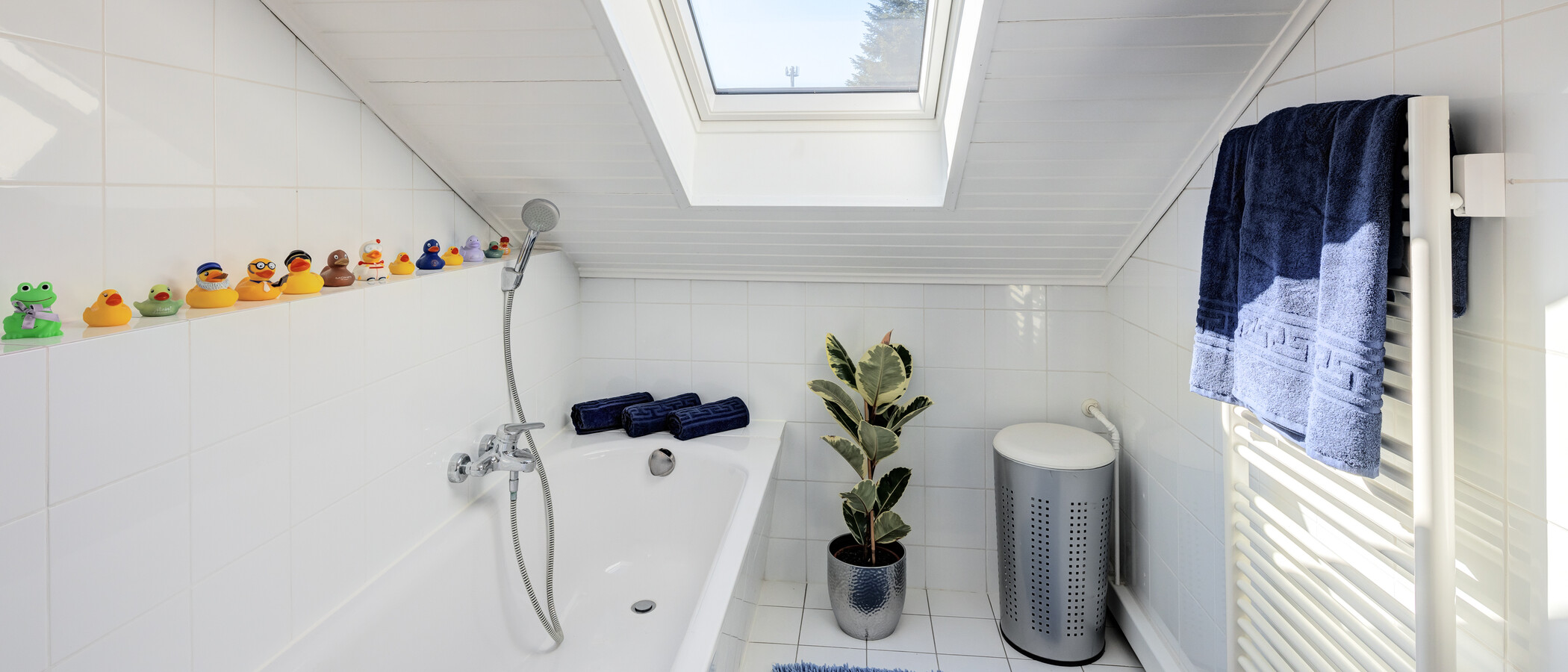 Doppelhaushälfte Pullach im Isartal 02 2. Badezimmer 14381
