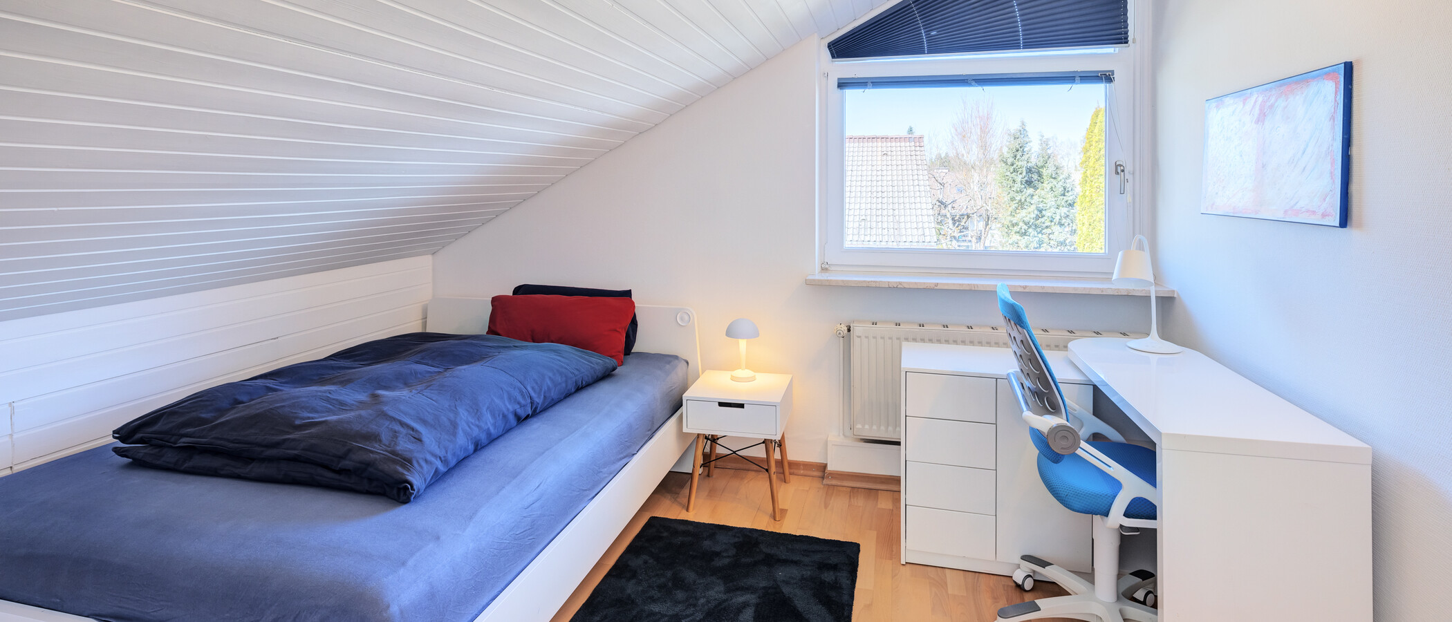 Doppelhaushälfte Pullach im Isartal 01 2. Schlafzimmer	 14381